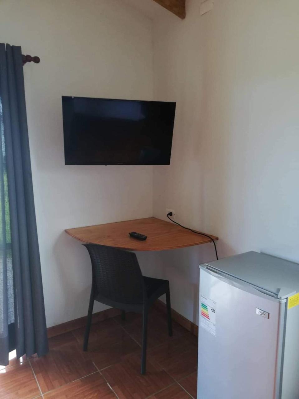 Hotel Atavai Χάνγκα Ρόα Εξωτερικό φωτογραφία